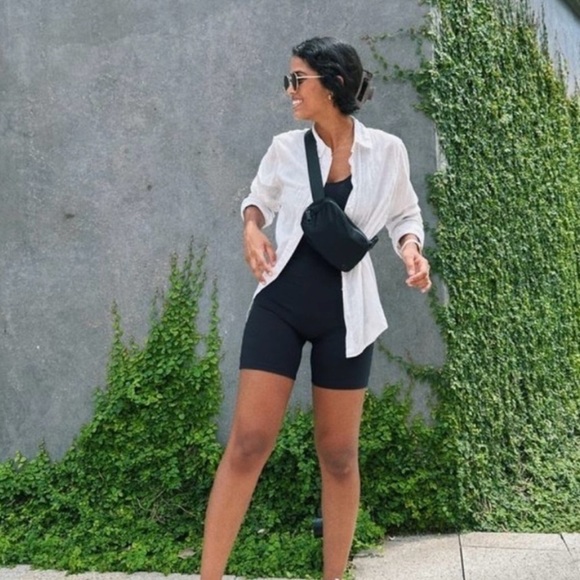 NEW Aritzia Wilfred Women’s Free Divinity 7" Romper Black - Picture 1 of 15